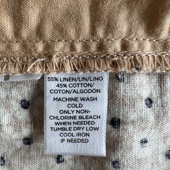 Loft Daisy Shorts - Picture 6 of 8